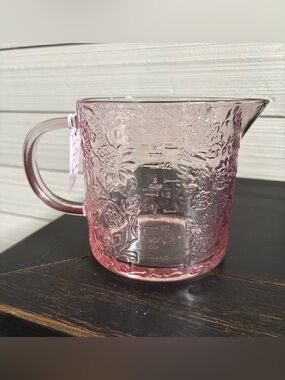 CWC Dwell Studio Pink Floral Glass Measuring Cup 33oz ~ 4 Cups NEW